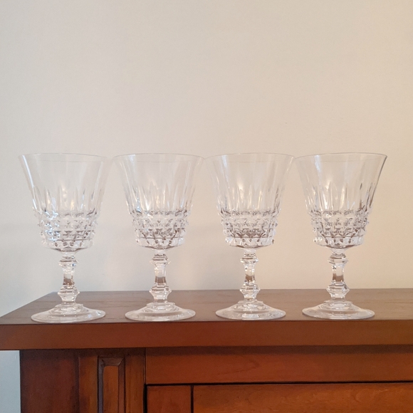 Vintage set of 4 craystal steamed glasses